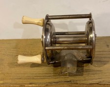 VINTAGE LAWRENCE NUMBER 3 MONOSPOOL FISHING REAL FROM THE 1940's MADE IN THE USA
