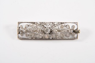 C74O10 Art Deco Platin 950 Brosche mit natürlichen Diamanten zus. ca. 2 5ct