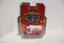Greenlight 1:64 HD Trucks International Durastar New York FDNY Ambulance CHASE