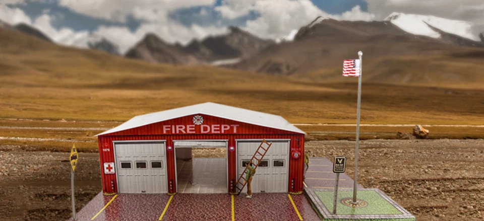 BK 4314 1:43 Scale  "Fire Department" Photo Real Scale Building Kit - Image 2 of 4