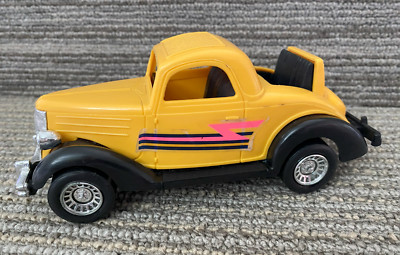 Vintage Car Model FORD COUPE 1936 Yellow Plastic Body STROMBECKER Made In USA