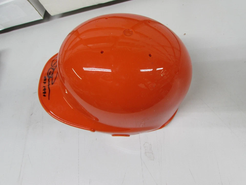 Оранжевый мини-шлем ватина с автографом Джима Палмера - Изображение 4 из 4