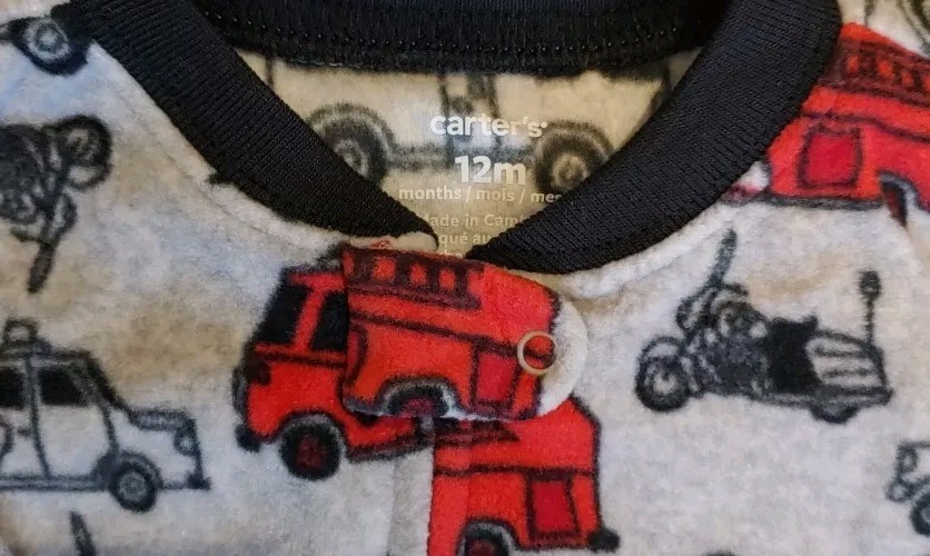 Carter's Fire Truck/Police Car Fleece Footed Pajamas. NWT. Sz 12M. B01