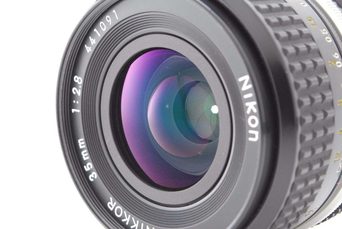 Near Mint] Nikon Nikkor Ai 35mm f/2.8 Wide Angle Prime lens w/hood