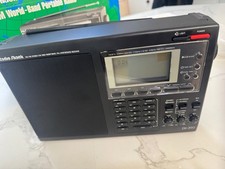 Radio Shack DX-390 AM/FM LW SW World Band Portable Radio Tested w/ Box