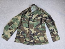 Vintage US Army Woodland Camouflage Jacket Mens Medium Short Camo Field Coat 90s