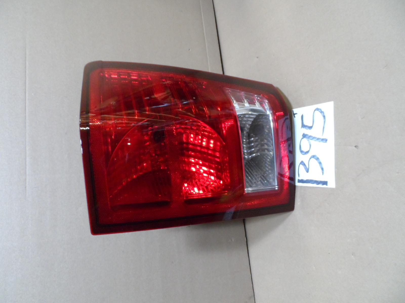 07 08 09 10 Grand Cherokee PASSENGER Side Tail Light Used Rear Lamp #1395-T