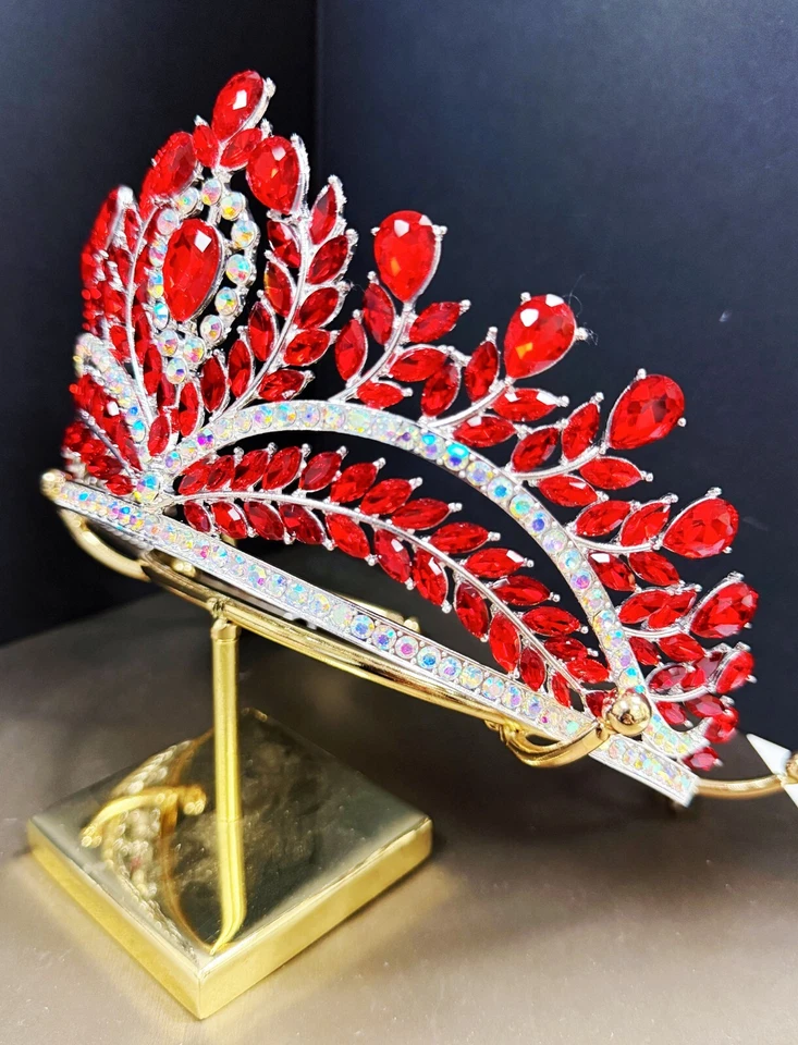 Corona de cristal rojo, corona de quinceañera, tiara de boda de plata, tocado de novia Foto 3 de 4