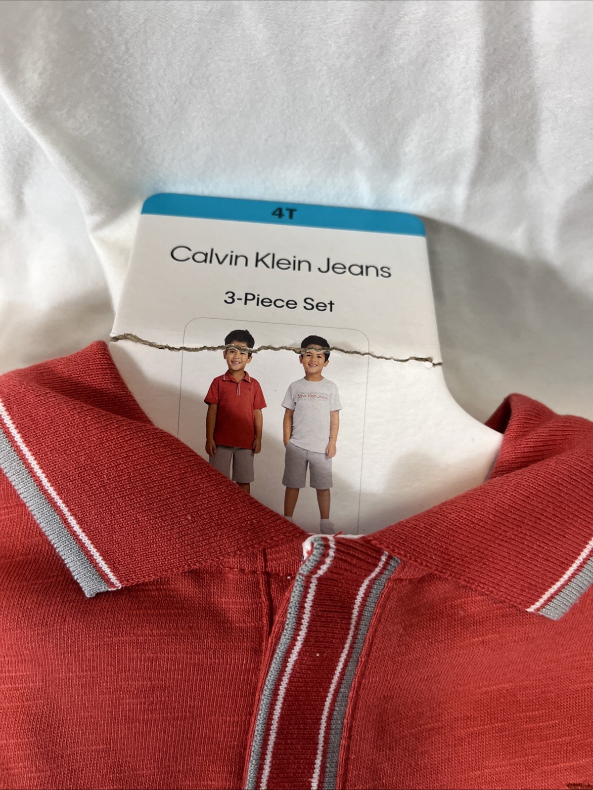 NEW WITHTAGS CALVIN KLEIN BOYS THREE PIECE OUTFIT SIZE 4 T thumbnail 4