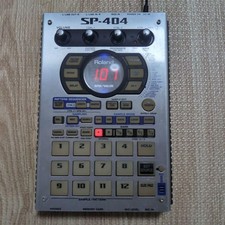 Roland SP-404 Campionatore Portatile Argento con Alimentatore e Scheda CF Testato Usato