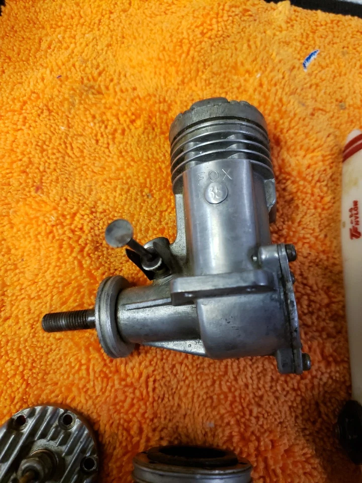 FOX Engine - Lot Of 6 Motors - 2 Of Fox 35, 2 Of Fox 15, McCoy 19, Fox 19 - Image 4 of 4