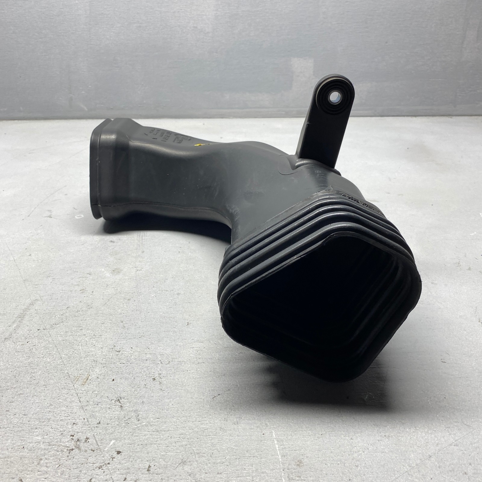 2018 Lamborghini Huracan Left Air Induction Tube 4S0129519D