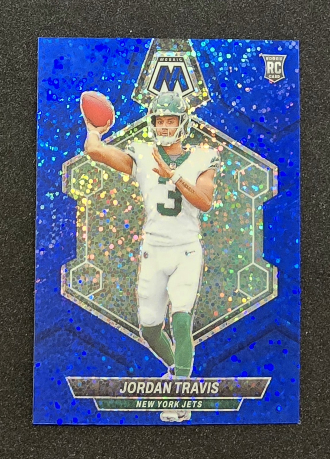 2024 Panini Mosaic Jordan Travis #395 Blue Sparkle /96 NY Jets Rookie SSP
