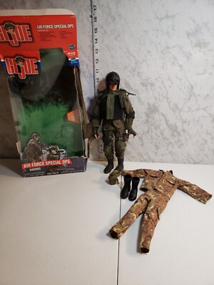 Vintage 2001 GI Joes Air Force Special Ops Action Figure With Original Packaging