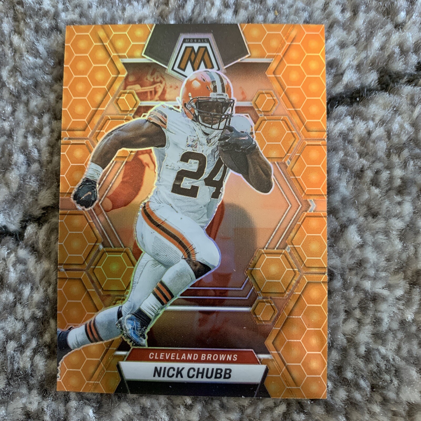 2023 Panini Mosaic Football Honeycomb Prizm SSP Nick Chubb #49 Cleveland Browns