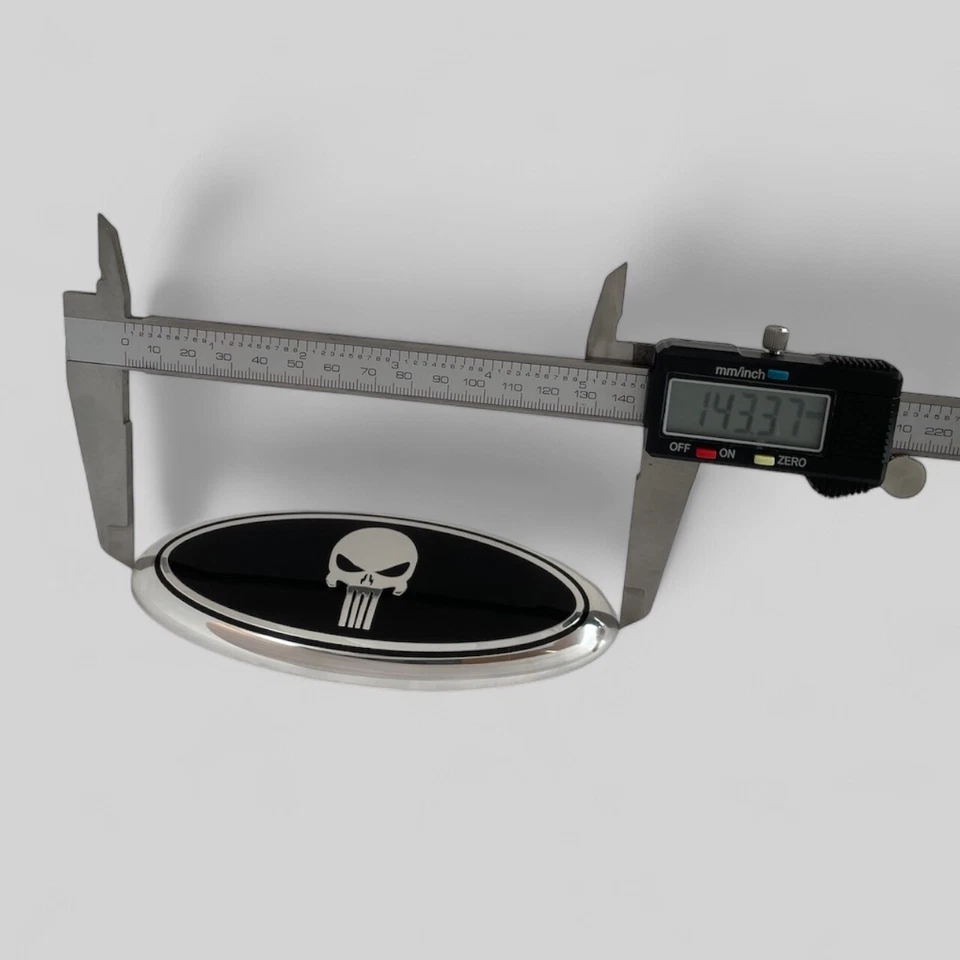 Insignia trasera emblema maletero cromado sobre logotipo Punisher negro para Ford Focus 2012-2014 Foto 4 de 4