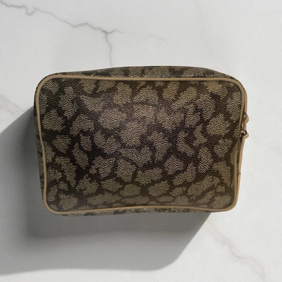 Autêntica Bolsa de Embreagem Vintage YVES SAINT LAURENT YSL PVC Cinza Bolsa Girafa Cinza - Imagem 2 de 4