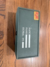 GI JOE 1964 Foot Locker With Original accessories And Original GI Joe