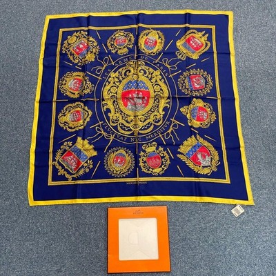 HERMES Carre 90 LES ARMES DE PARIS Scarf Blue Women