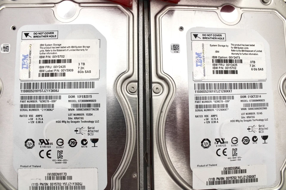 Lote de 4 discos duros IBM 00Y2425 3TB 7.2K SAS 3.5" (no compatible con PC/escritorio) Foto 3 de 4