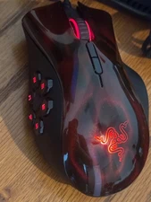 Razer Naga Hex Wraith Red Edition - RZ01-0075