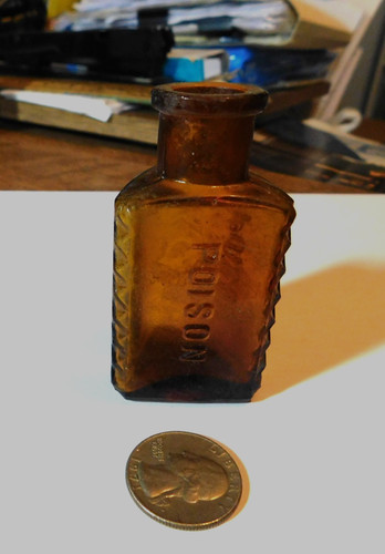 STUNNING FANCYTHREE SIDED POISON EMBOSSED, POISON ON TWO SIDES