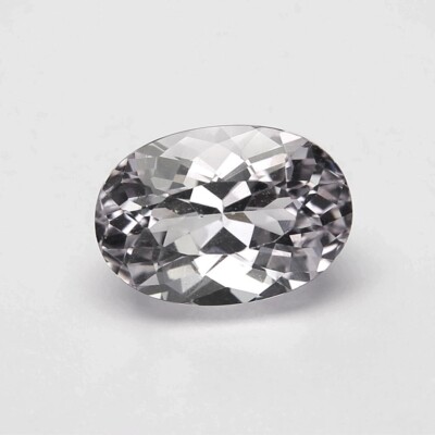 3.60 carats - Almost Flawless Glittering Half White Natural Apatite 2506530-13