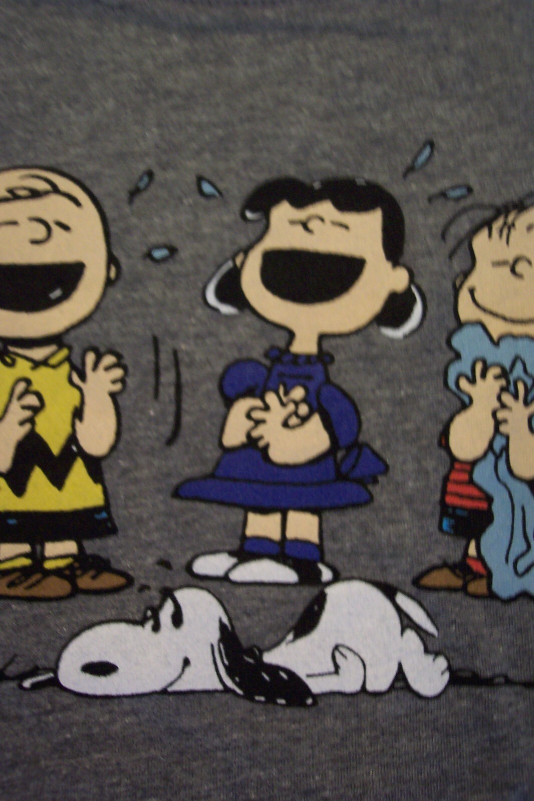 WOMEN'S TEEN Peanuts SNOOPY CHARLIE BROWN LUCY LINUS Tshirt SMALL NEW