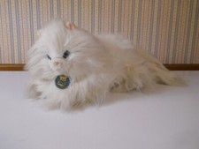 Dakin Vtg 1986 Long fluffy white haired cat kitten blue eyes realistic with TAGS