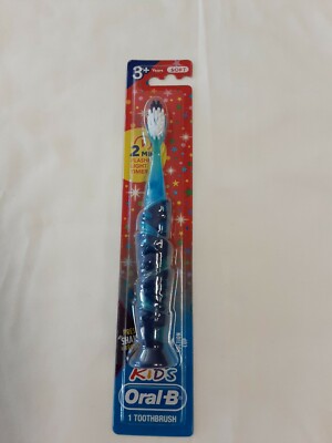 Kids Oral B Blue Soft Toothbrush W/2 Minute Light-Up Timer & Suction Cup NEW!