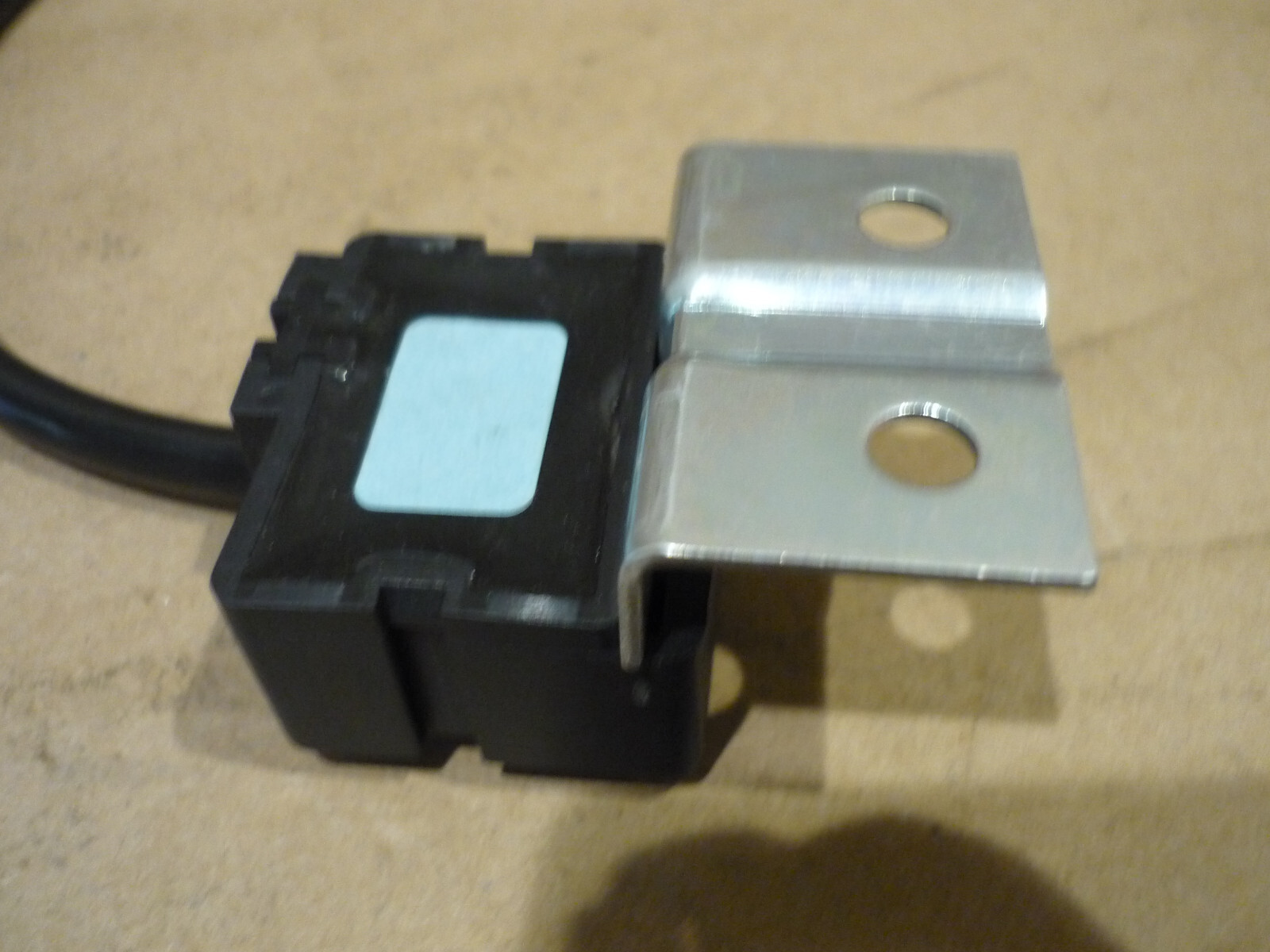 Maserati 4200,GranTurismo,Quattroporte-Vertical Acceleration Sensor- P/N 232082
