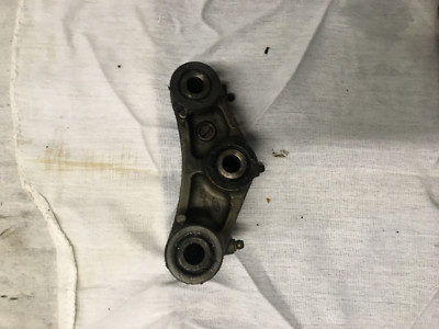 1994 Kawasaki ZX-11 ZX11 D Rear Links Knuckle 39007-1107 39111