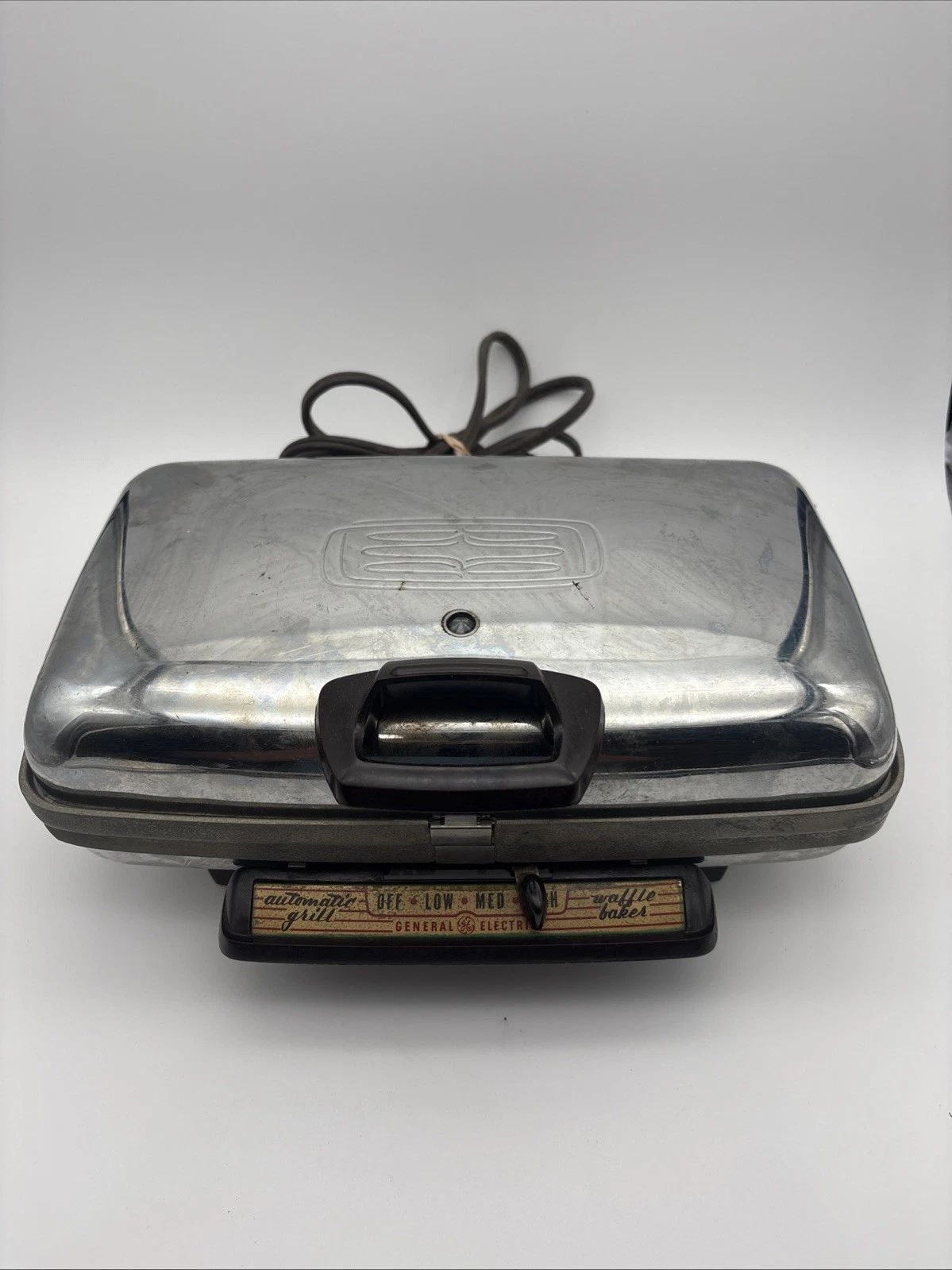 Vintage General Electric Chrome Waffle Maker & Griddle Works! Needs Some Clean