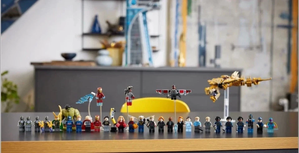 Moc Lego Marvel: Avengers Tower 76269 5201 Pcs Building Bricks New Set Read Desc - Image 4 of 4