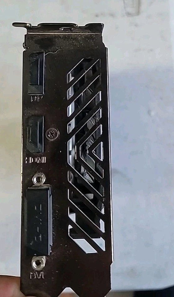 GIGABYTE RX 560 OC 4GB GDDR5 Graphics Card✅DVI DP HDMI ✅GV-RX560OC-4GD - Image 3 of 4