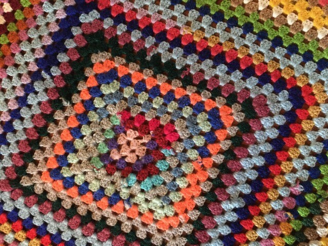 Plaid Fait Main Vintage En Laine - Crochet - Grand 210x160cm - Multicolore