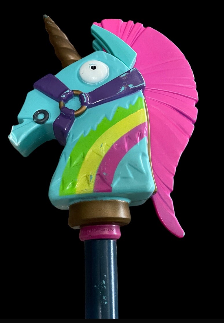 フォートナイト　rainbow smash Amazon.com: McFarlane Toys Fortnite Rainbow Smash Premium