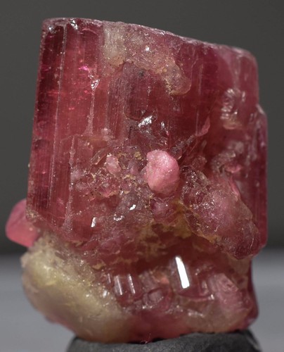 Rubelite Terminated Tourmaline Facet Grade Crystal Rough Afganistan - Picture 4 of 9