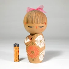 Master AOKI RYOKA Sosaku Kokeshi, Gunma, Japan, 5.5" (K513)