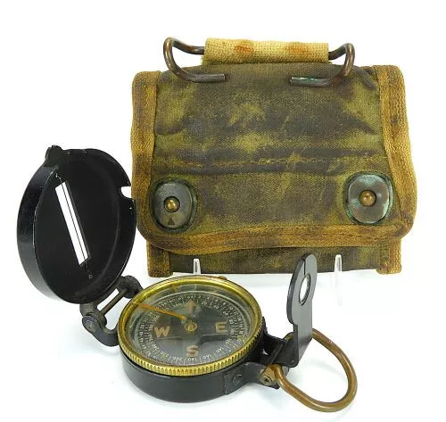 ORIGINAL EARLY WWII M1938 LENSATIC COMPASS & WATERPROOF POUCH W/ LAUNDRY NUMBER - Picture 1 of 13