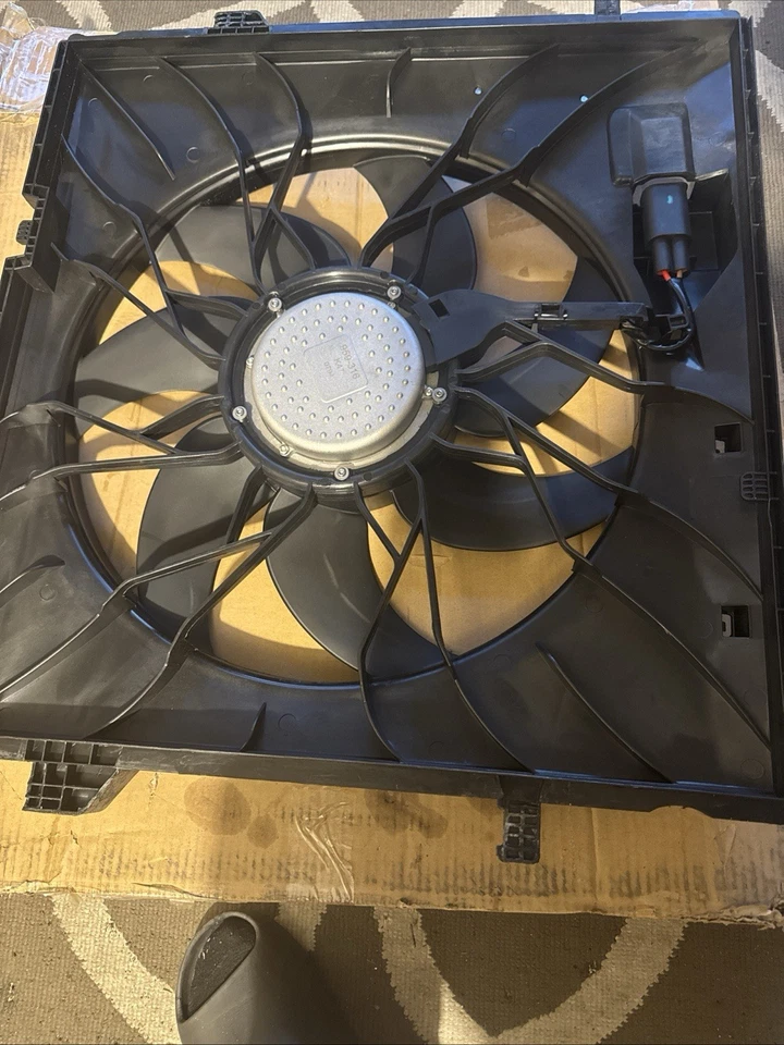 12-19 MERCEDES-BENZ W166 ML350 X166 GL350 RADIADOR VENTILADOR 600W OEM Foto 3 de 4
