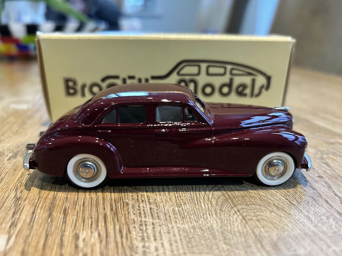 Lot 2 Miniatures Brooklin Models 1/43 BRK6A & BRK12 - Packard & Hudson Merley House 1990
