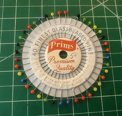 Vtg Prims Premium Quality Glassheaded Pins - Wheel of 39 Pins  West Germany - S