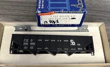 Roundhouse HO Kit 3 Bay Hopper Kit C&O Oval End #108868 NIB