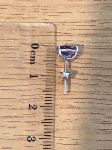 Vintage Hallmarked 9ct White Gold with Solitaire Amethyst Stud Earrings - Picture 14 of 15