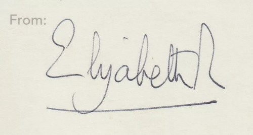 Royalty signed Christmas gift tag by Queen Elizabeth II To Diane Happy Christmas - 第 2/3 張圖片