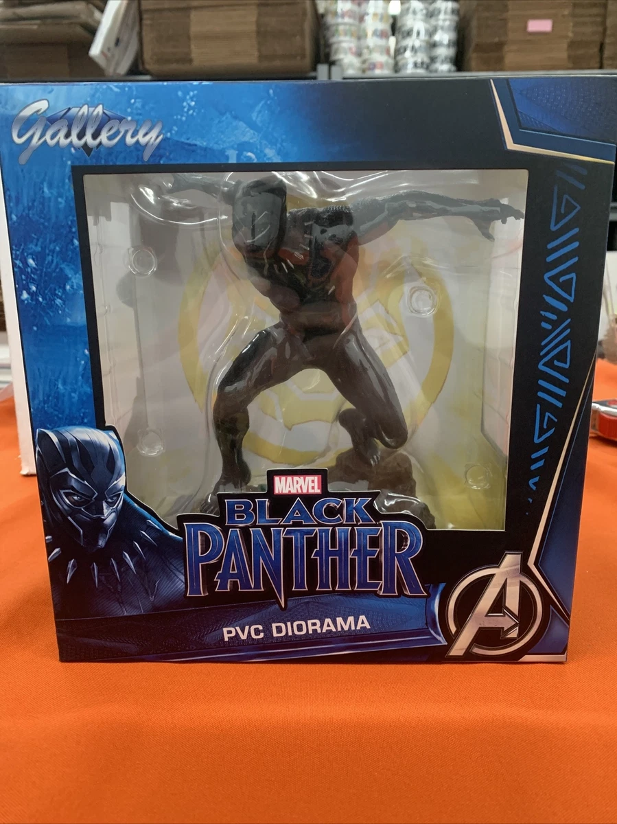 Diamond Select Action Figures Accessories & Black Panther PVC for