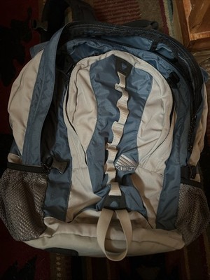 Kelty Redwing  2500W Backpack Blue/ Grey   Great Condition