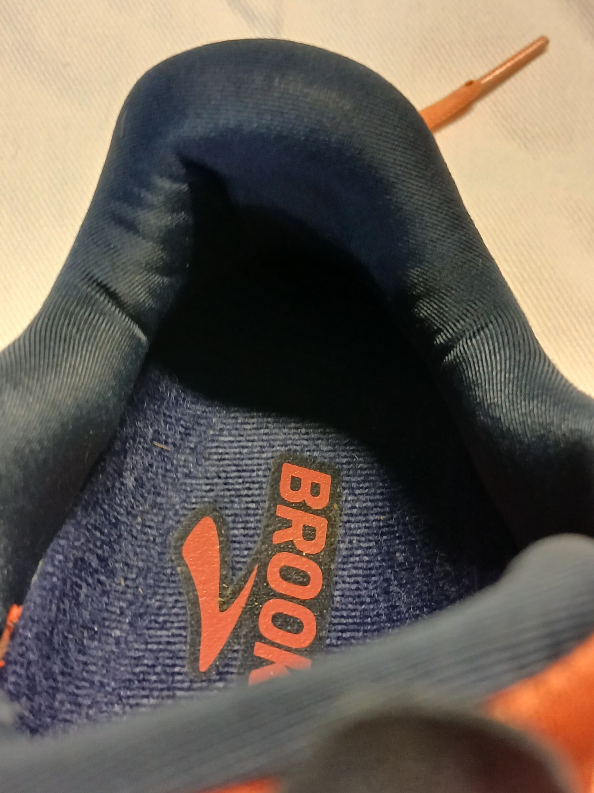 Saucony Women's Guide 15 Running Shoes, Sunstone/Night Size 9 thumbnail 10