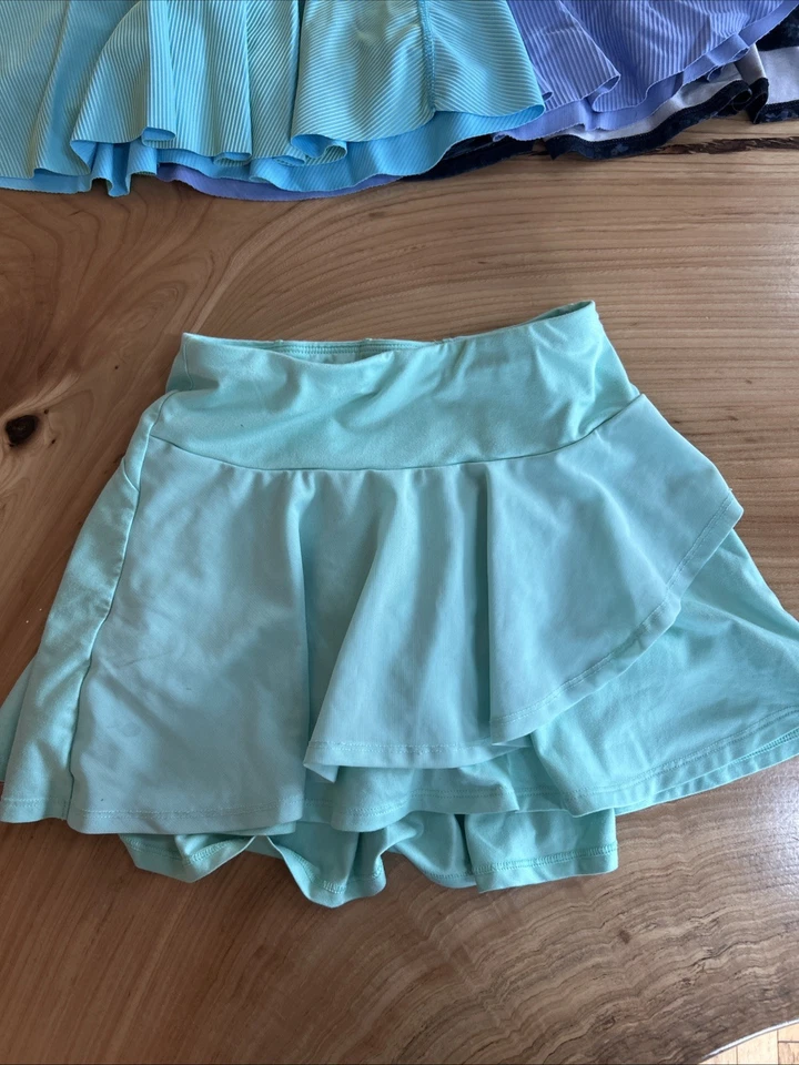 Lote Niñas Verano Ropa Activa Faldas Tanques Prendas para el torso Talla 8/10 Antiguo Azul Marino Objetivo Foto 3 de 4